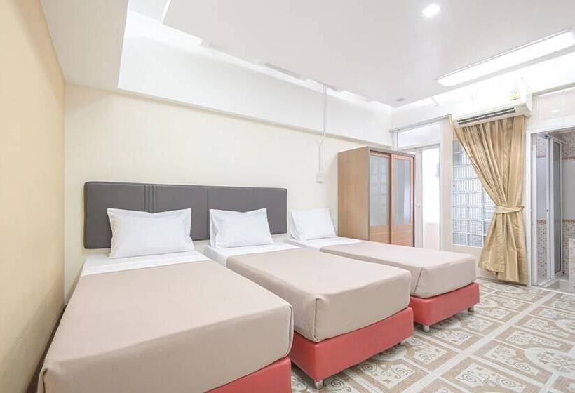 اتاق استاندارد سه نفره, Ac Habitat Bangkok