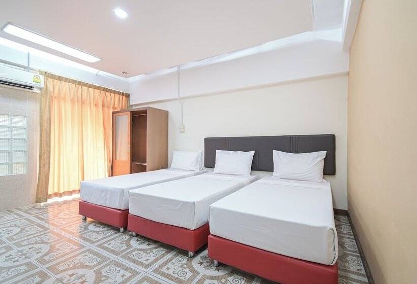 اتاق سوپریور سه تخته, Ac Habitat Bangkok