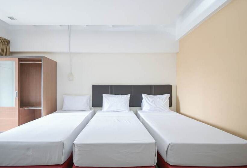 اتاق سوپریور سه تخته, Ac Habitat Bangkok