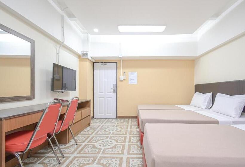 اتاق سوپریور سه تخته, Ac Habitat Bangkok