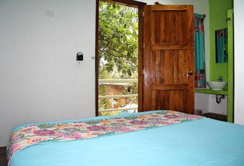 スタンダードルーム, Yaxche Centro Hostal Y Camping