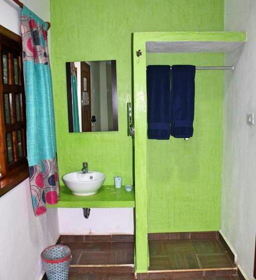 スタンダードルーム, Yaxche Centro Hostal Y Camping