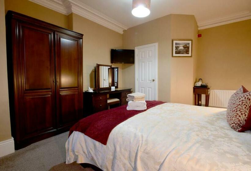 Deluxe Room, Cul Erg House & Kitchen