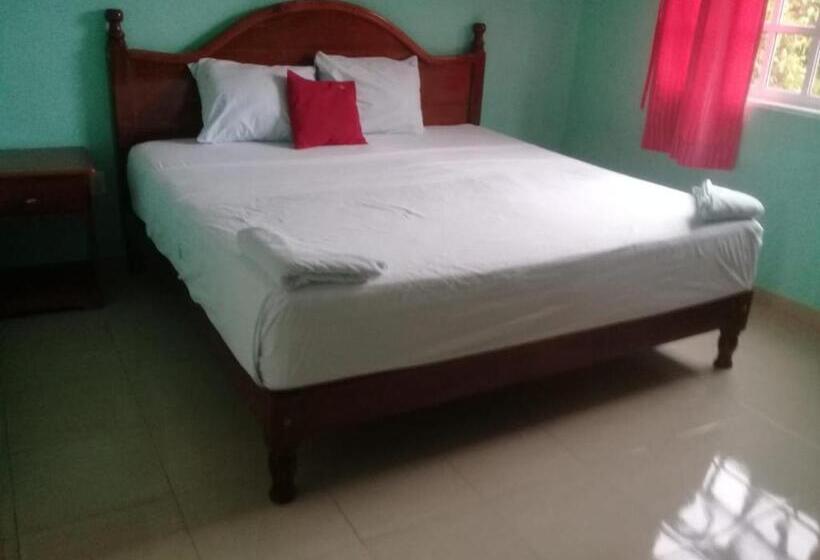 Standard Room King Size Bed, Hacienda Bacalar
