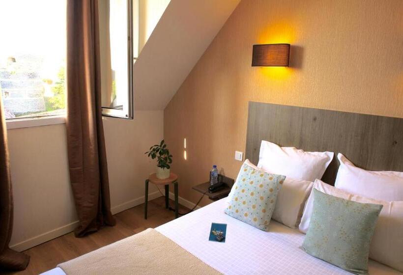 Classic Room with Views, Logis Hôtels  Hôtel Marguerite D Anjou Angers Château