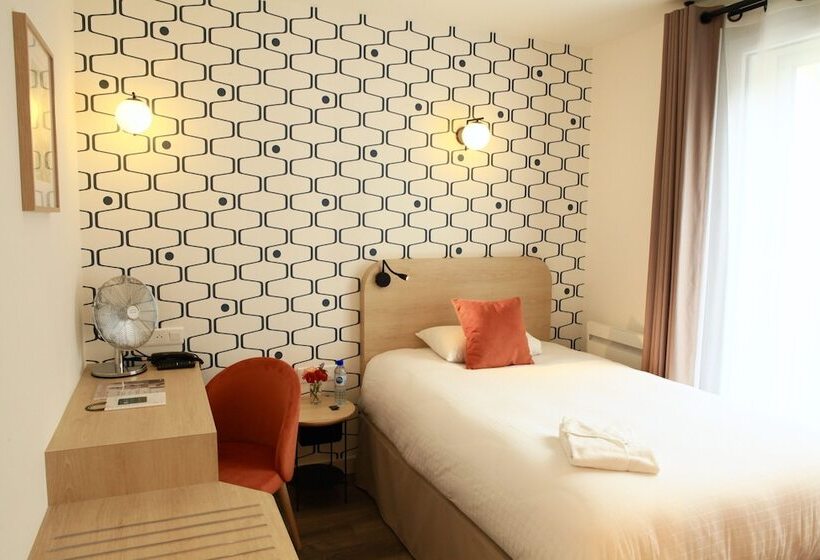 اتاق استاندارد یک نفره, Logis Hôtels  Hôtel Marguerite D Anjou Angers Château