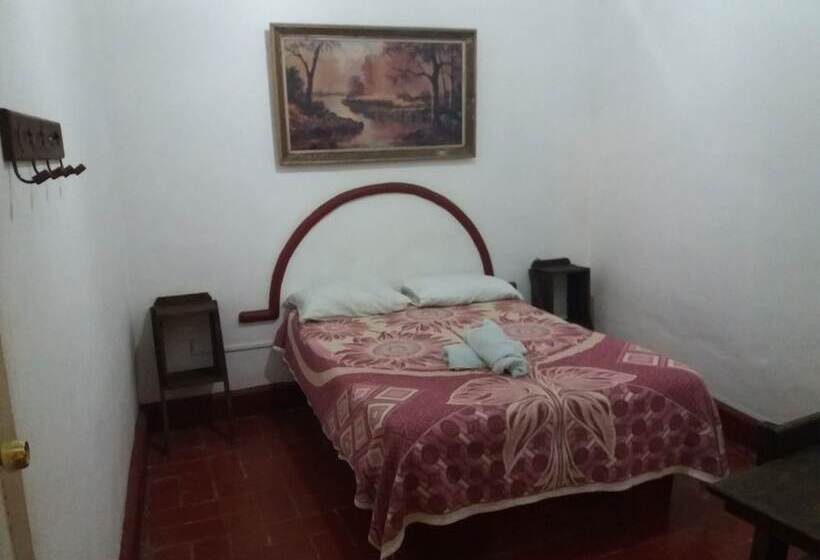 Single Basic Room, Posada De La Condesa