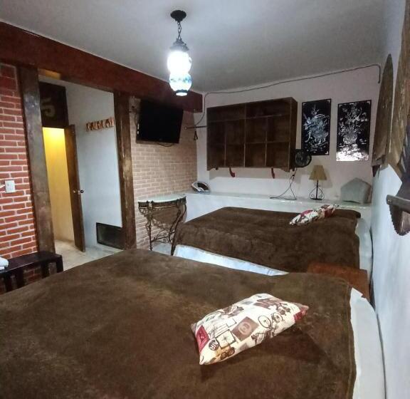 Standard Quadruple Room, Posada Spa Antigua Casa Hogar