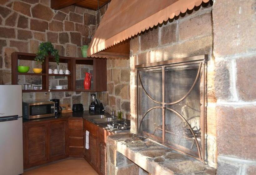 سوییت لوکس, Quintas Papagayo