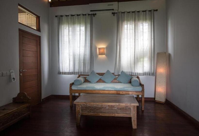سوییت با چشم‌انداز جانبی دریا, Ecosfera Hotel, Yoga & Spa