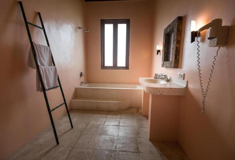 سوییت با چشم‌انداز دریا, Ecosfera Hotel, Yoga & Spa