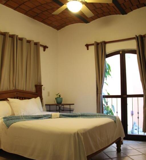 استودیو استاندارد با بالکن, Villas Vista Suites Sayulita