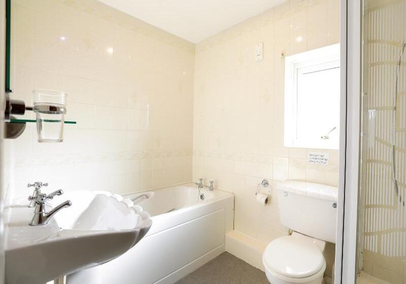 اتاق استاندارد یک نفره, Elm Farm Country House