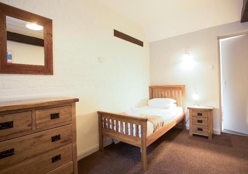 اتاق استاندارد یک نفره, Elm Farm Country House