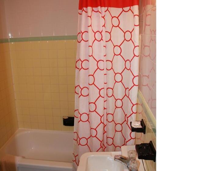 اتاق استاندارد, Grand Motel Saint Hubert