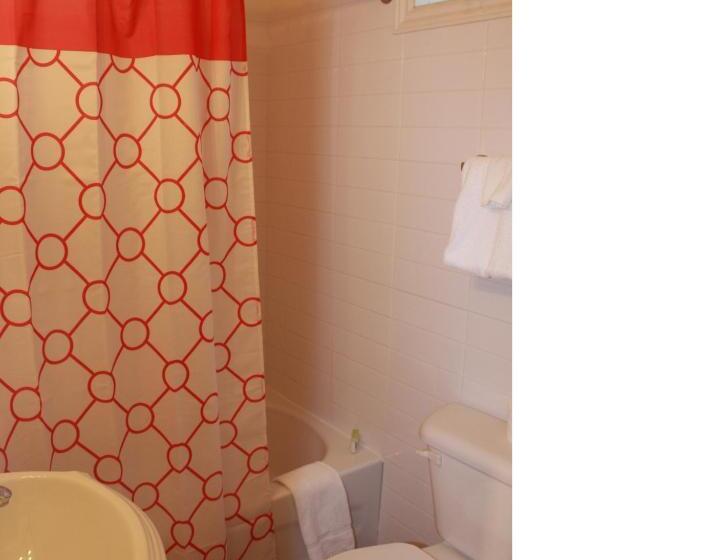 اتاق استاندارد با 2 تخت دوبل, Grand Motel Saint Hubert