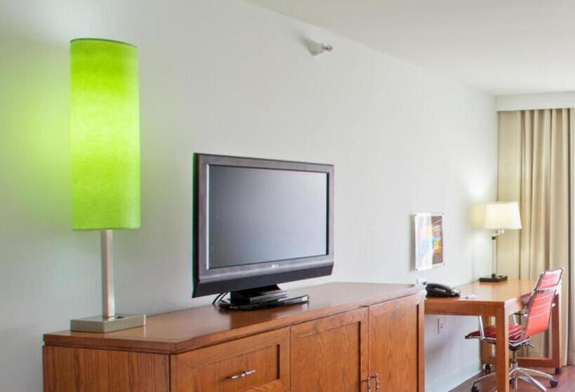 اتاق لوکس با تخت بزرگ, Holiday Inn Express Indianapolis  Fishers, An Ihg