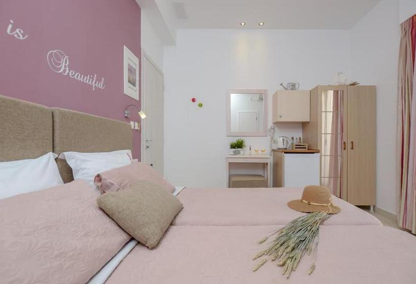 اتاق لوکس با چشم‌انداز دریا, Panormos Hotel And Studios