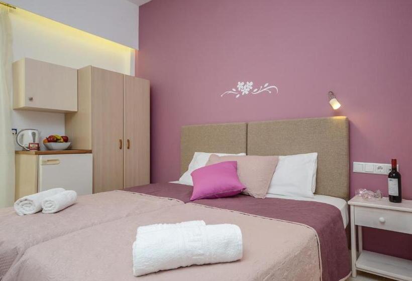 اتاق لوکس, Panormos Hotel And Studios