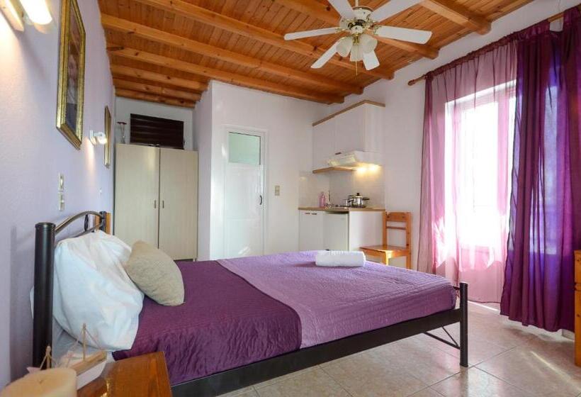 استودیوی استاندارد, Panormos Hotel And Studios