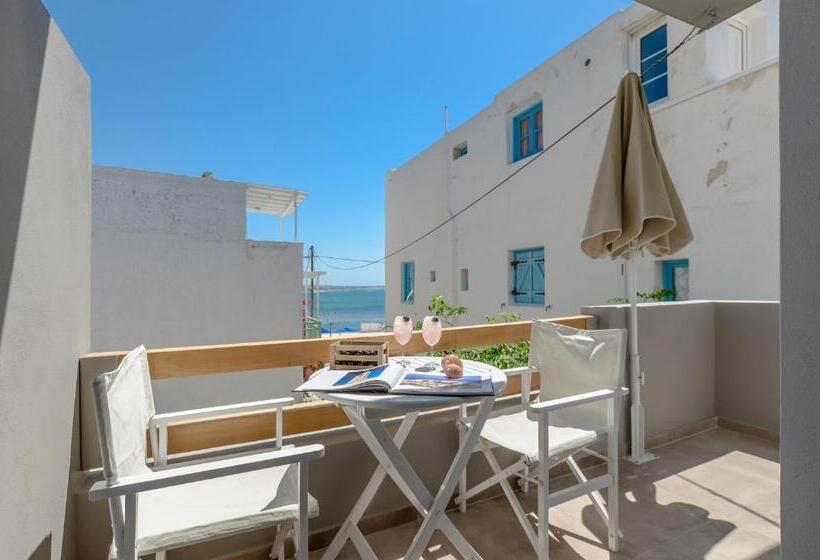 اتاق لوکس با چشم‌انداز دریا, Panormos Hotel And Studios