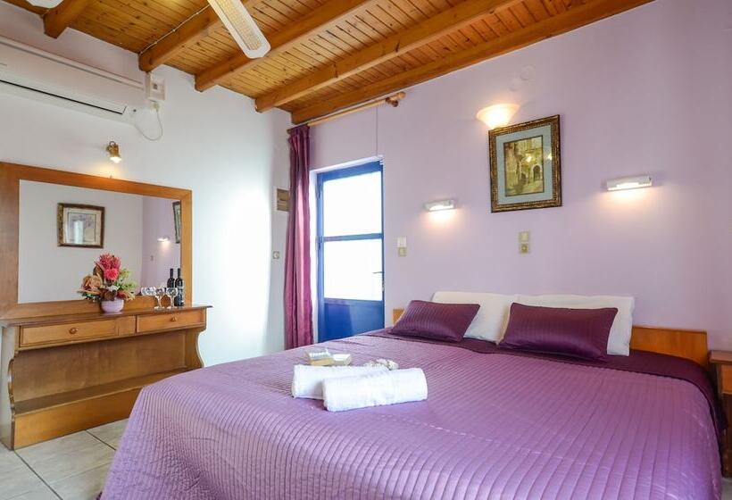 استودیوی استاندارد, Panormos Hotel And Studios