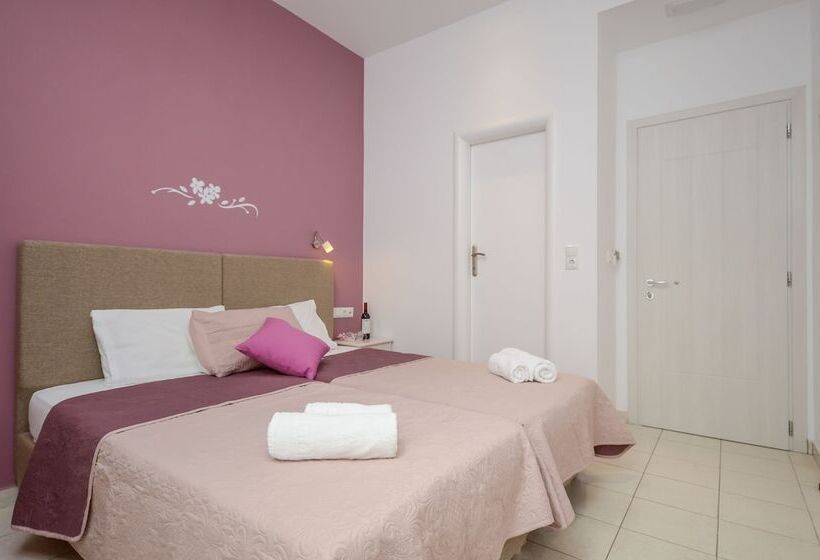 اتاق لوکس, Panormos Hotel And Studios