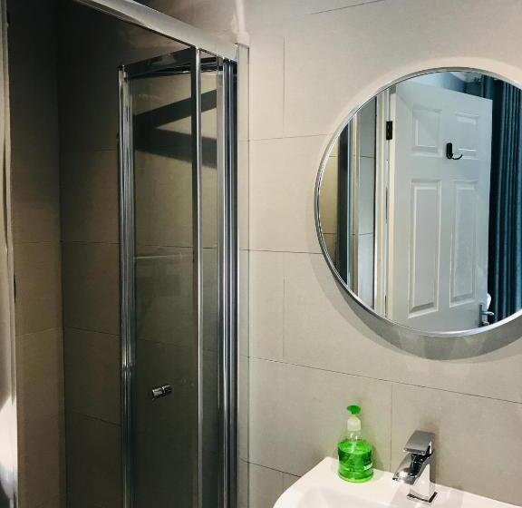 اتاق لوکس, Arrandale Guest House