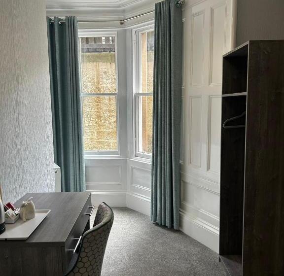 اتاق استاندارد یک نفره, Arrandale Guest House