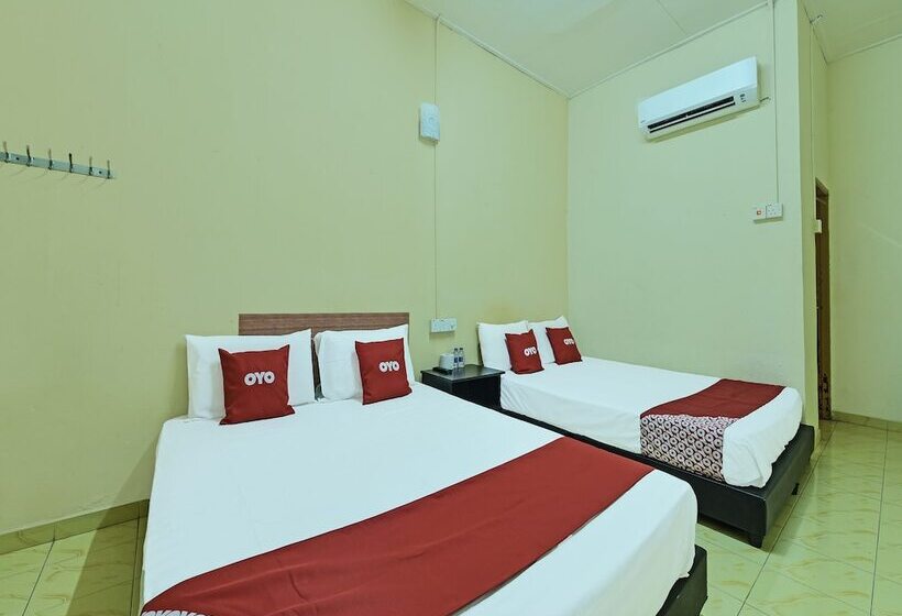 سوییت اجرایی, Oyo 90702 Empire Inn 1