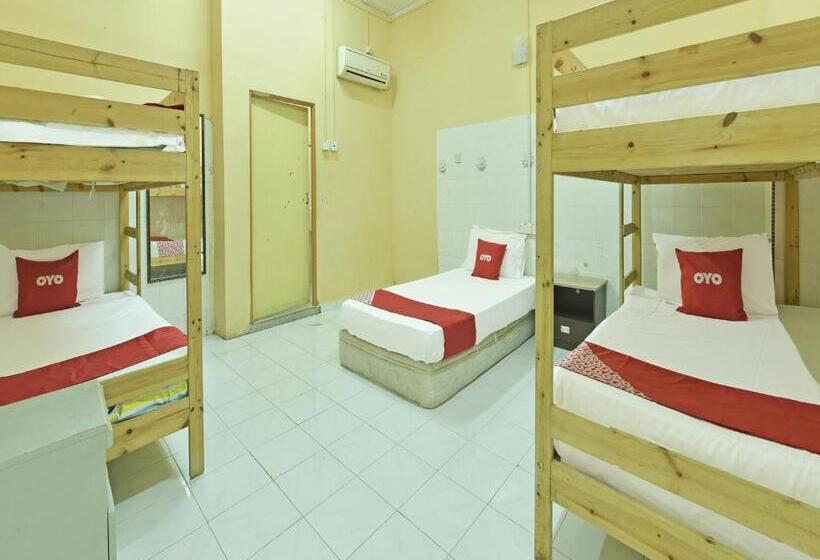 اتاق سوپریور خانوادگی, Oyo 90702 Empire Inn 1