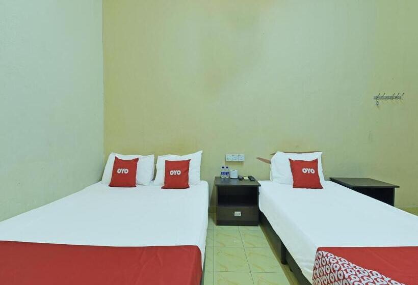 اتاق لوکس سه تخته, Oyo 90702 Empire Inn 1