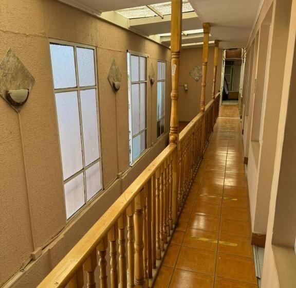 اتاق استاندارد, Hospedaje Personal Laboral Y Turistas