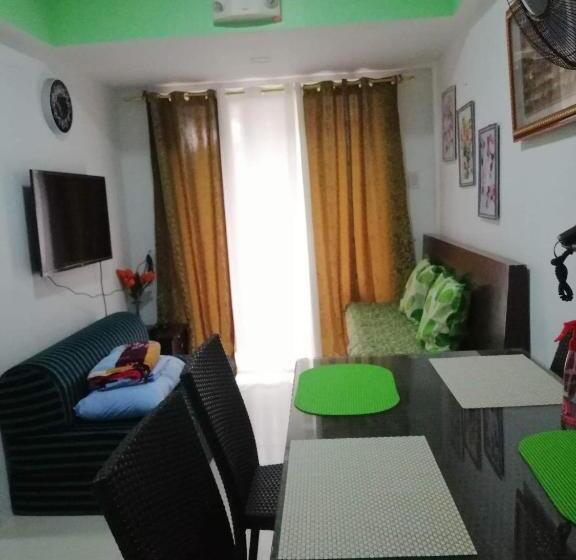 آپارتمان 1 خوابه با بالکن, Condominium Ec Accommodation