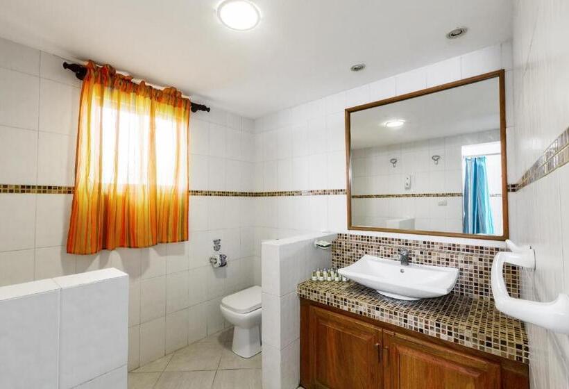 ویلای 3 خوابه, Aventura Village Los Corales Beach And Spa