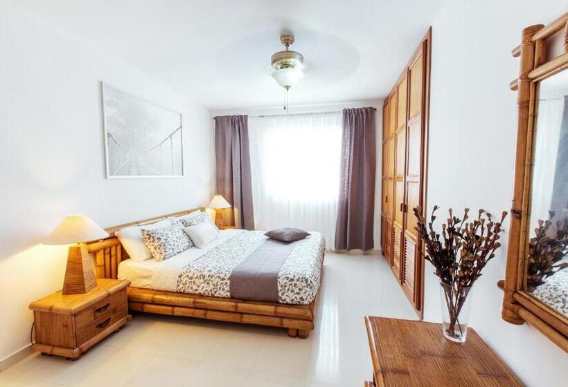 1 Bedroom Penthouse Apartment, Aventura Village Los Corales Beach And Spa
