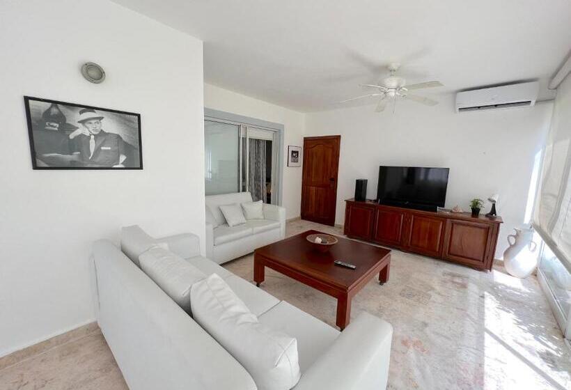سوئیت با تخت بزرگ, Aventura Village Los Corales Beach And Spa