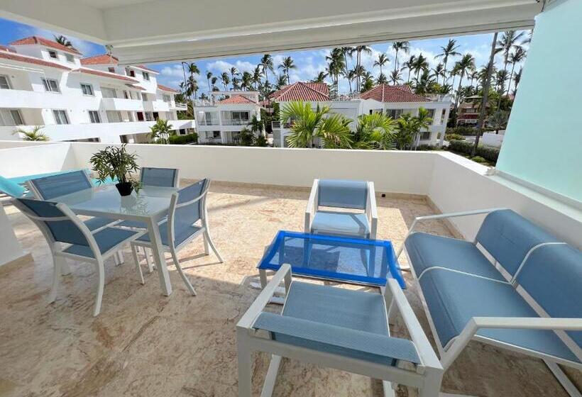 سوییت با چشم‌انداز استخر, Aventura Village Los Corales Beach And Spa