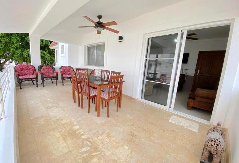 سوئیت با بالکن, Aventura Village Los Corales Beach And Spa