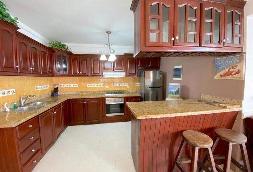 سوئیت با بالکن, Aventura Village Los Corales Beach And Spa