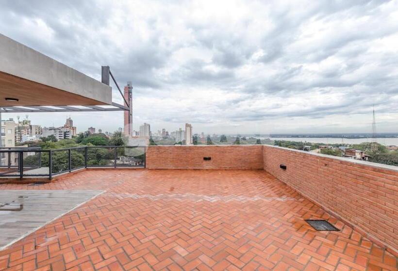 اتاق استاندارد یک تخته با بالکن, Chic And Comfy Loft With Bbq Terrace And Balcony