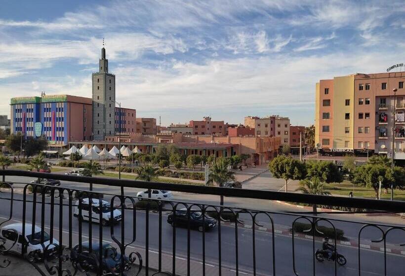اتاق استاندارد یک نفره, La Coline