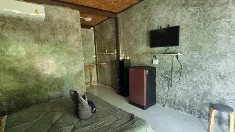 اتاق خانوادگی, Our Village Farmstay Kohmook