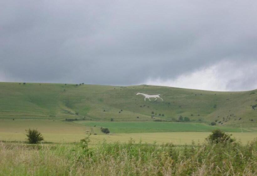 Standard Single Room, Calne Bed And Breakfast