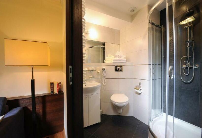 اتاق استاندارد, Armon Residence