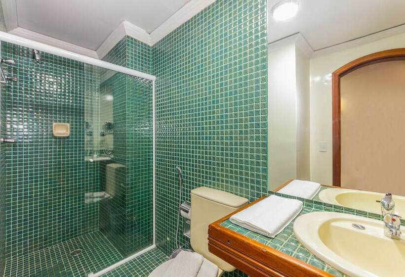 اتاق لوکس سه تخته, Euro Suite Campos Do Jordão By Nacional Inn