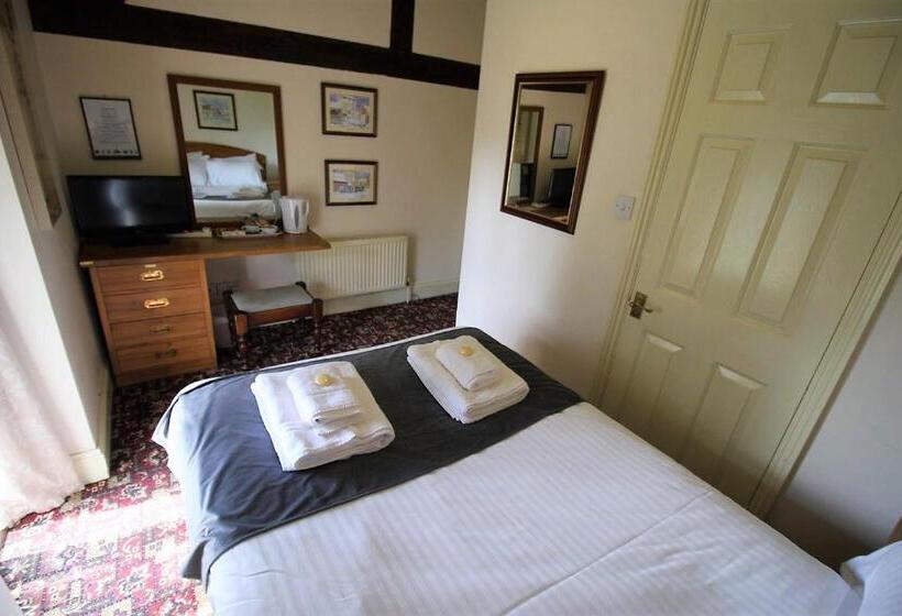 Standard Room, The Kings Arms Chipping Norton