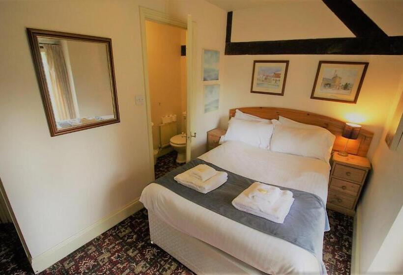 Standard Room, The Kings Arms Chipping Norton