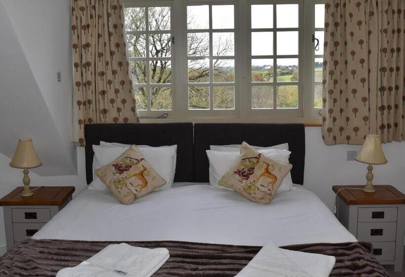 اتاق لوکس, Three Horseshoes Country Inn