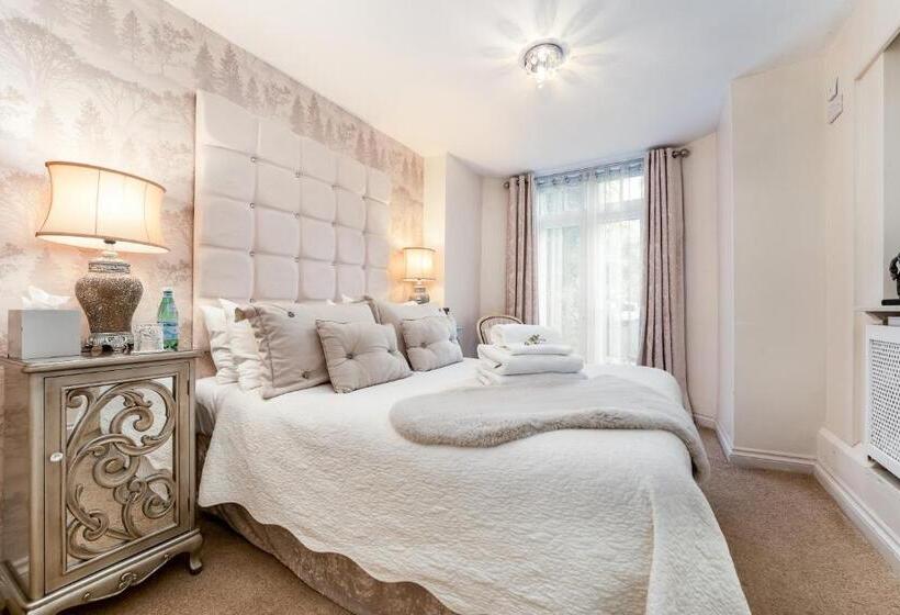 آپارتمان 1 خوابه با چشم‌انداز باغ, Newmarket Boutique Apartments